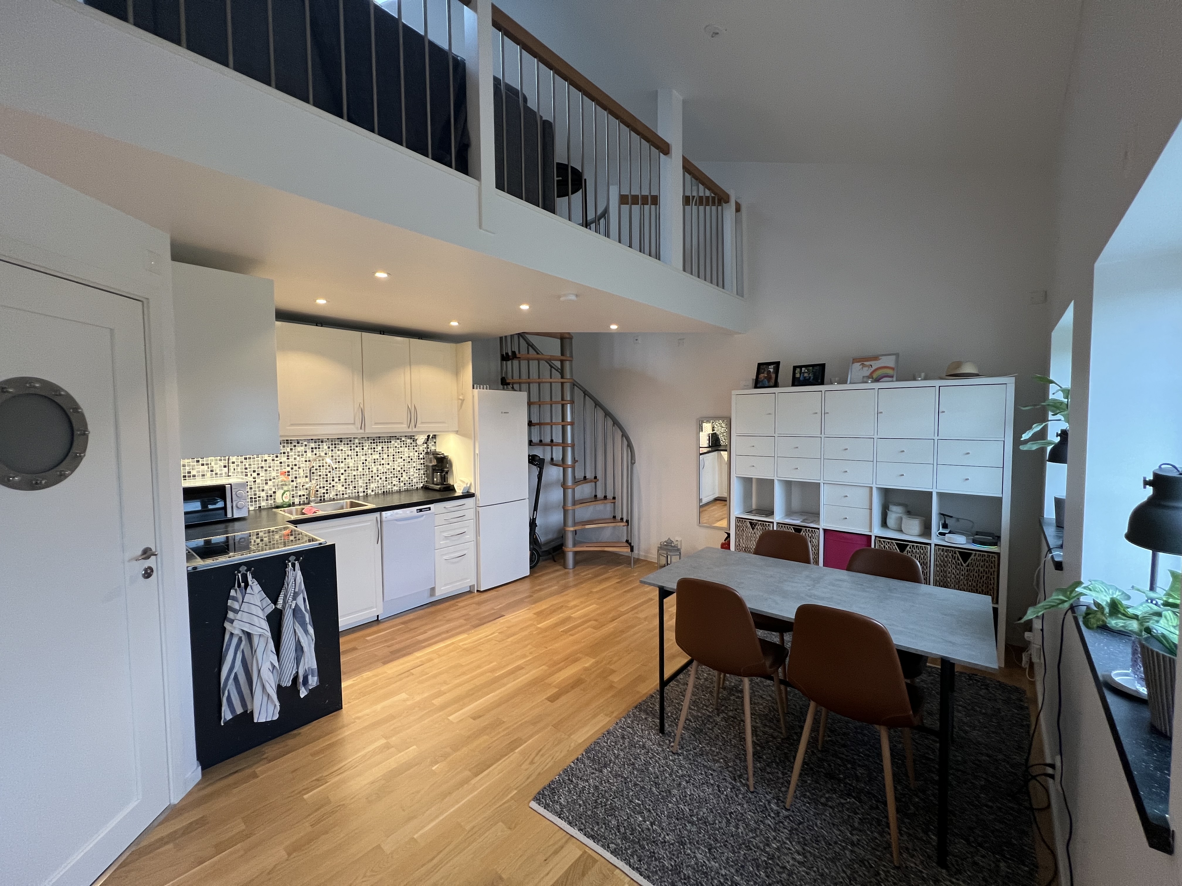 Apartment F